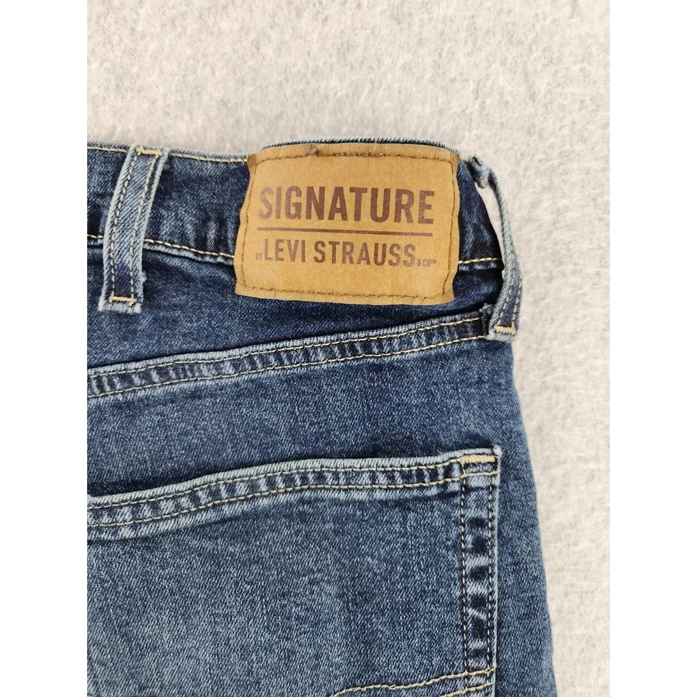 Levi Strauss Signature Men Relaxed Fit Cotton Denim Work Jeans 42x32 Medium Blue